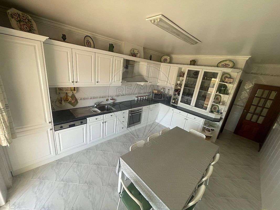 listing 122261405-1225 picture-0