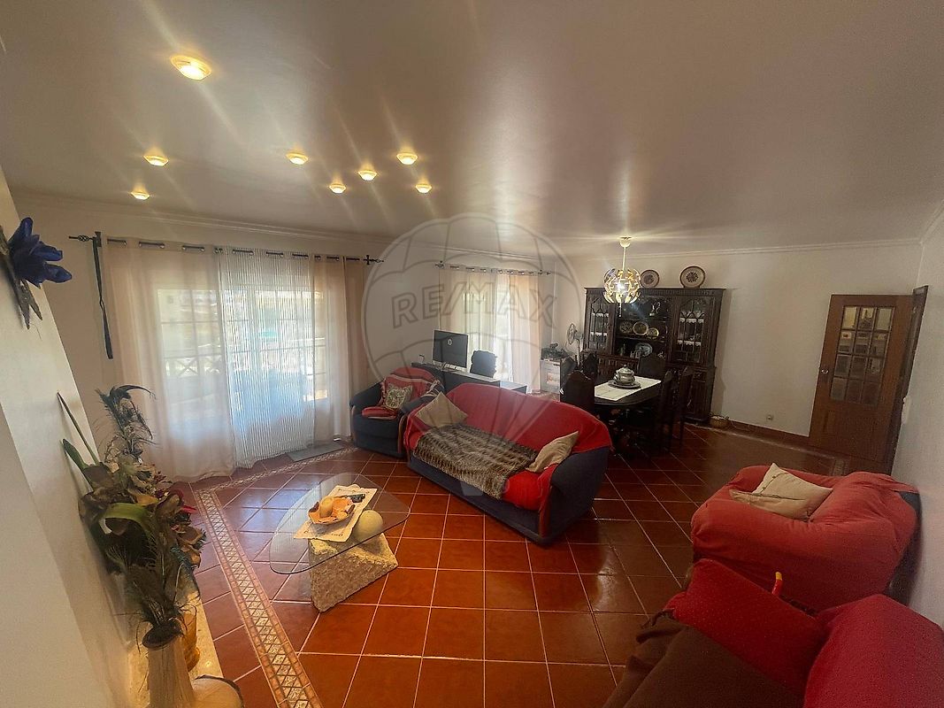 listing 122261405-1225 picture-0
