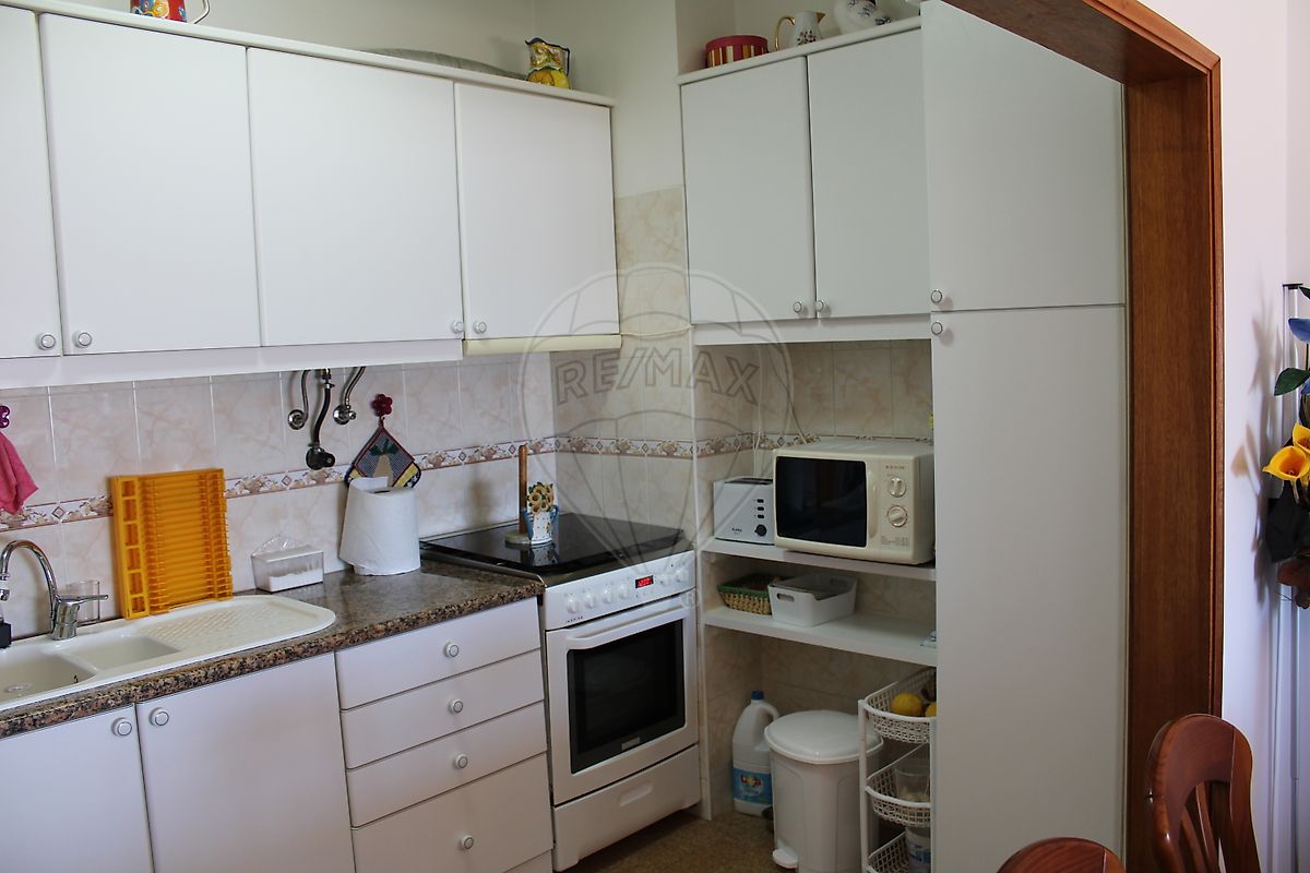 listing 122261271-394 picture-0