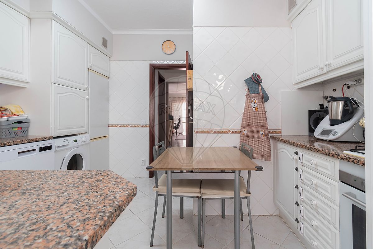 listing 122261431-26 picture-0