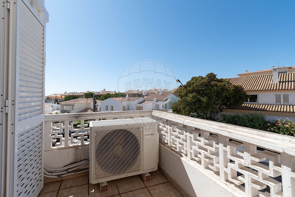 listing 122261431-26 picture-0