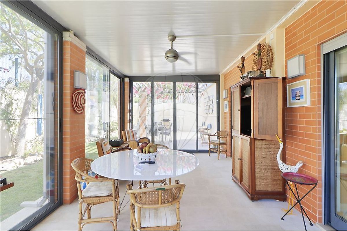 listing 122261399-162 picture-0