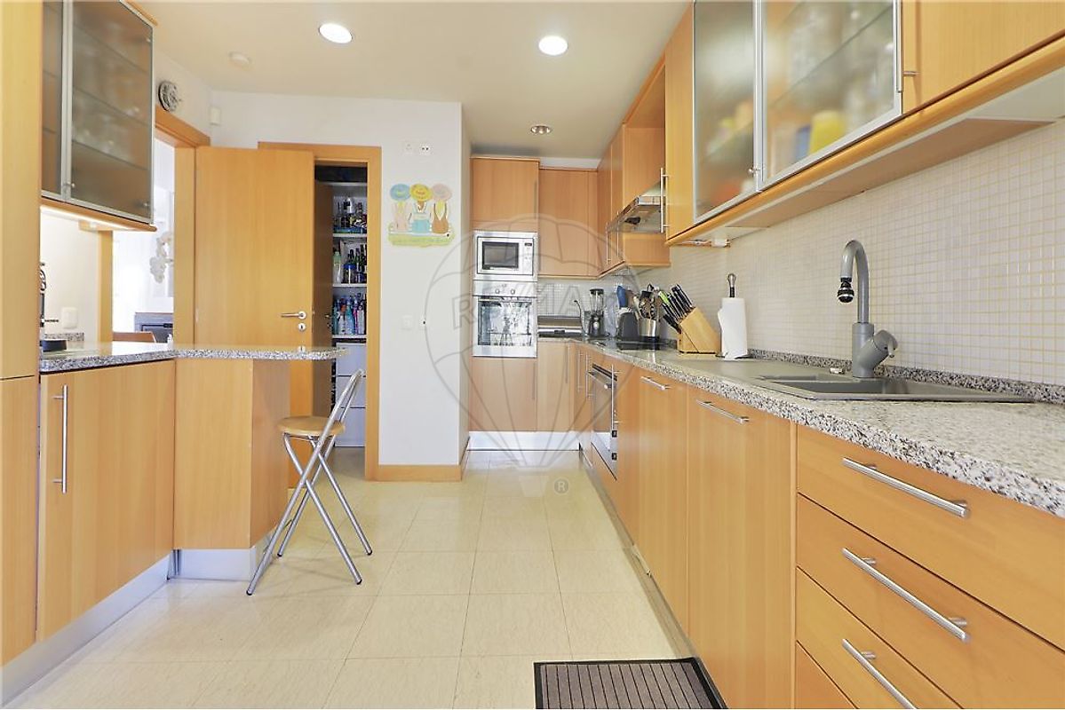 listing 122261399-162 picture-0