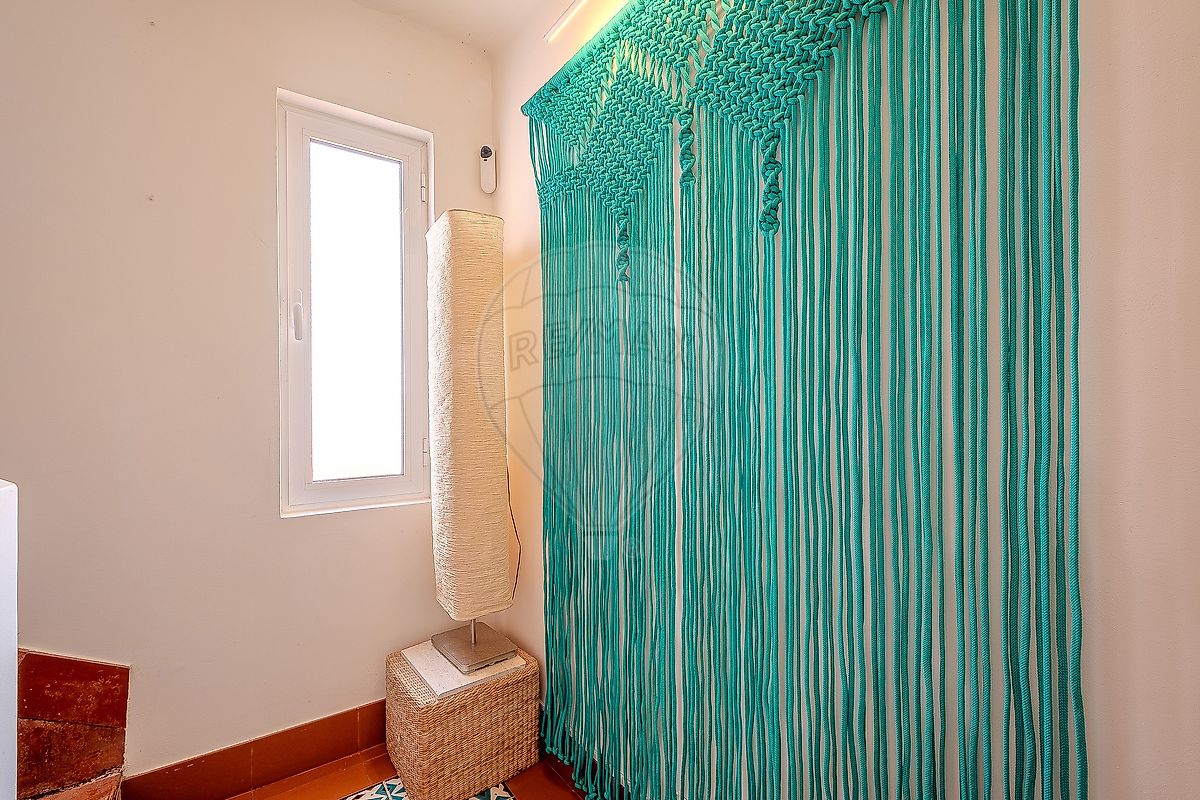 listing 122261405-1285 picture-0