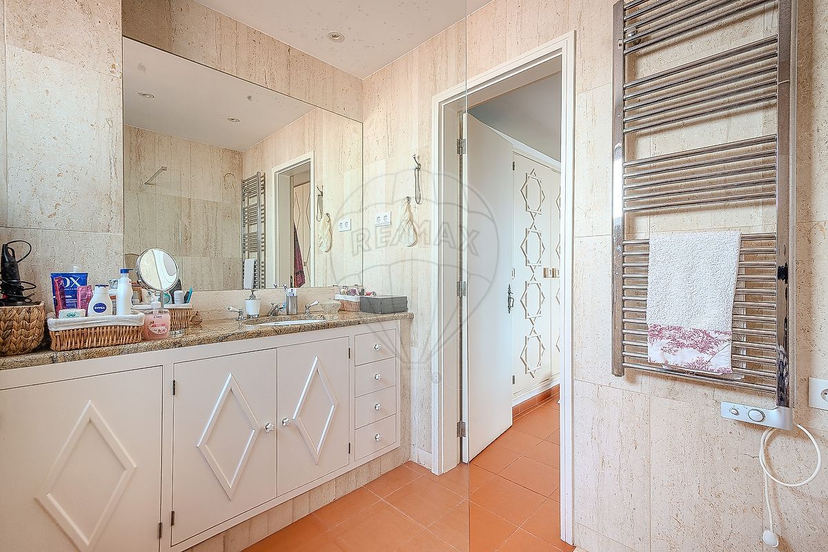 listing 122261405-1285 picture-0