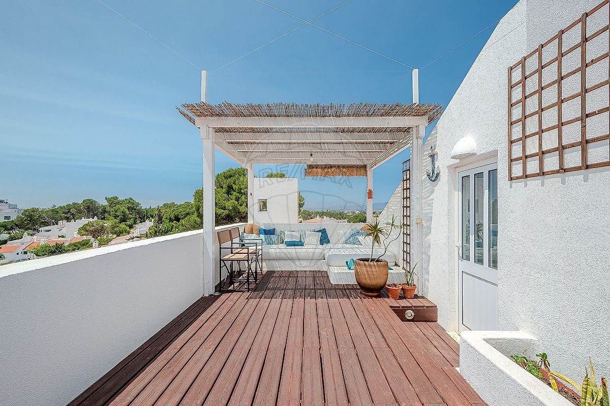 listing 122261405-1285 picture-0