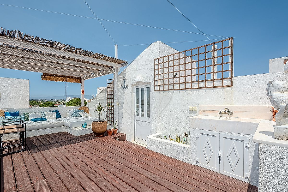 listing 122261405-1285 picture-0