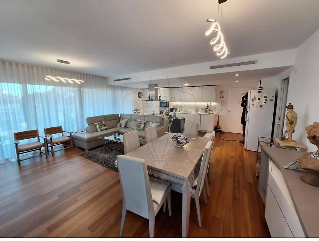 Apartamento T2 à venda em Albufeira