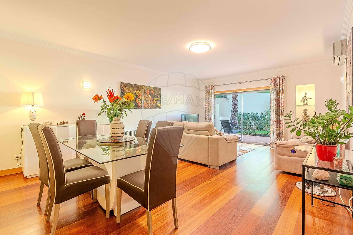 Apartamento T2 à venda em Albufeira