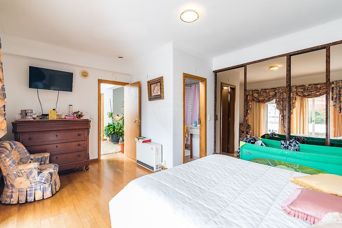 listing 122291092-528 picture-0