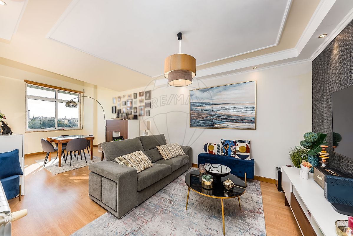 Apartamento T3 à venda em Sintra