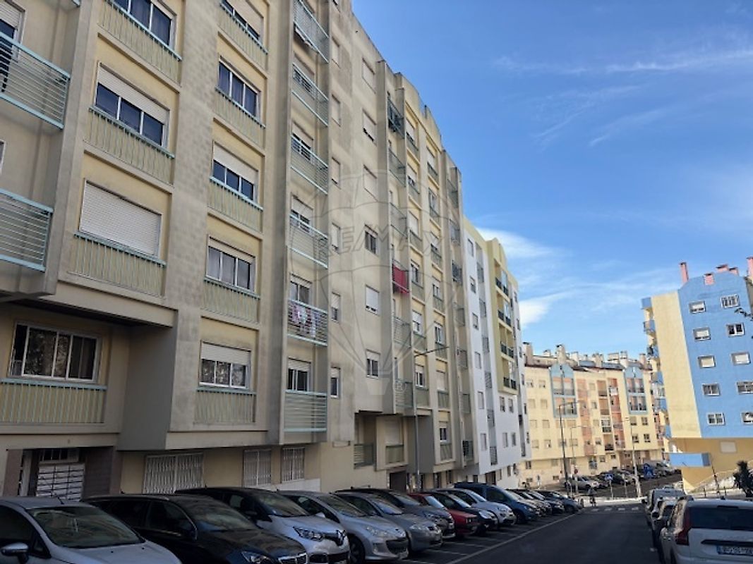Apartamento T2 à venda em Sintra