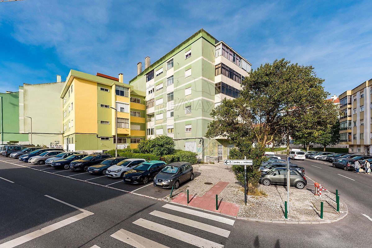 Apartamento T3 à venda em Sintra