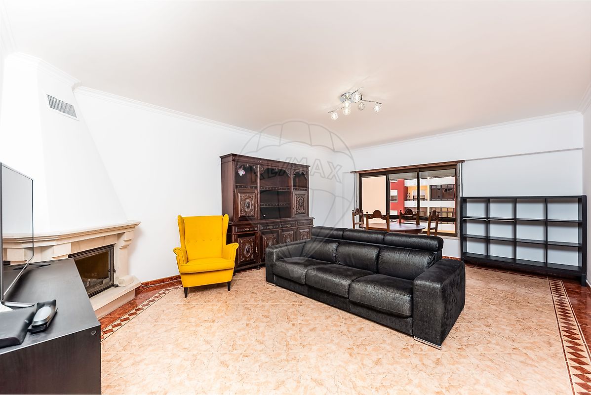 Apartamento T2 à venda em Sintra
