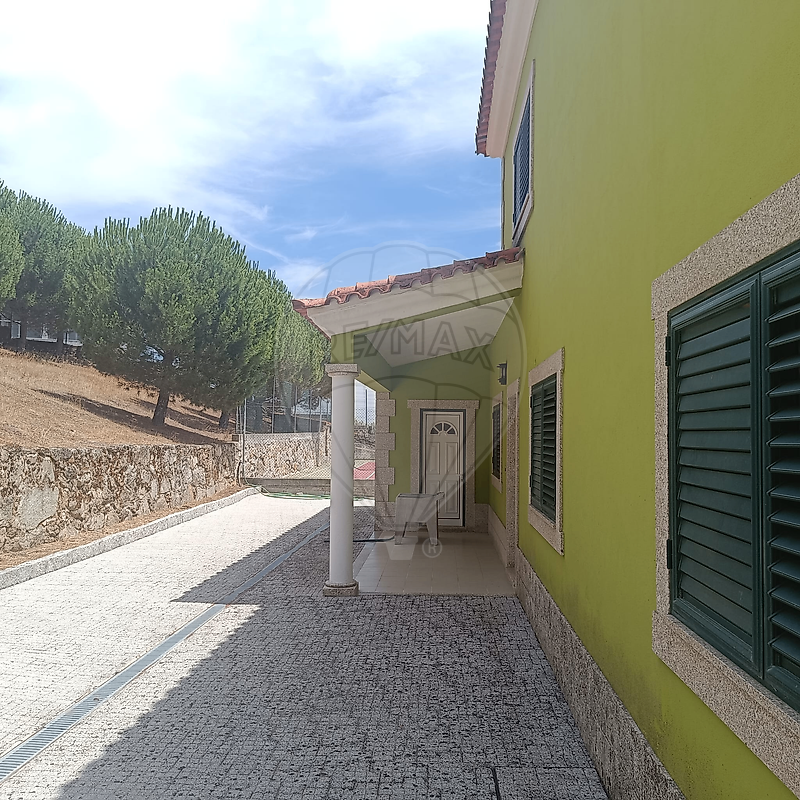Moradia T5 à venda em Vale do Seixo e Vila Garcia, Trancoso — foto 9
