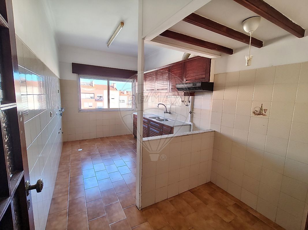 Apartamento T2 à venda em Massamá e Monte Abraão, Sintra — foto 8