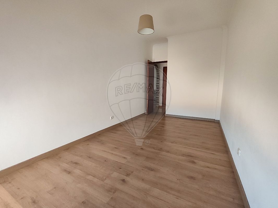Apartamento T2 à venda em Massamá e Monte Abraão, Sintra — foto 14