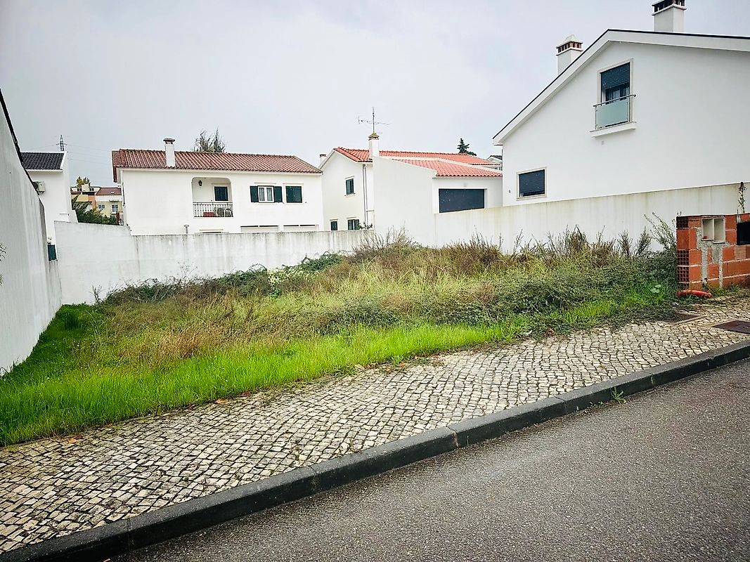 Terreno à venda em Entroncamento