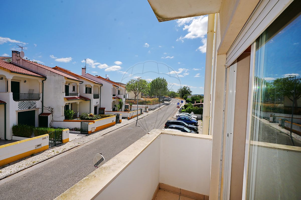 listing 122411004-1132 picture-0