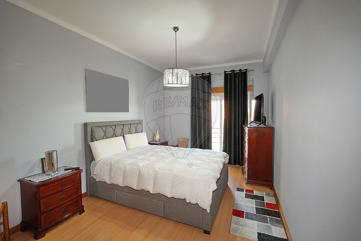 listing 122411004-1132 picture-0
