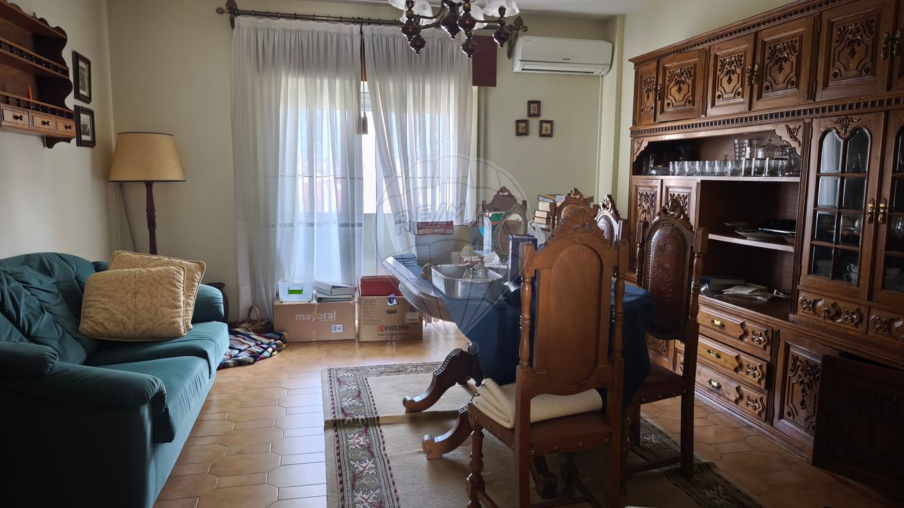 Apartamento T5 para venda