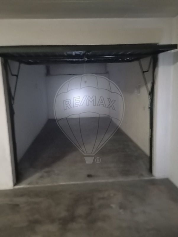 Garagem para venda