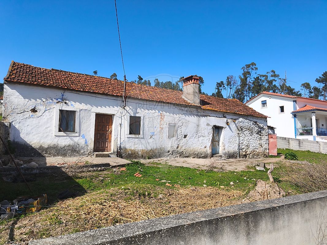 Moradia T3 à venda em Torres Novas