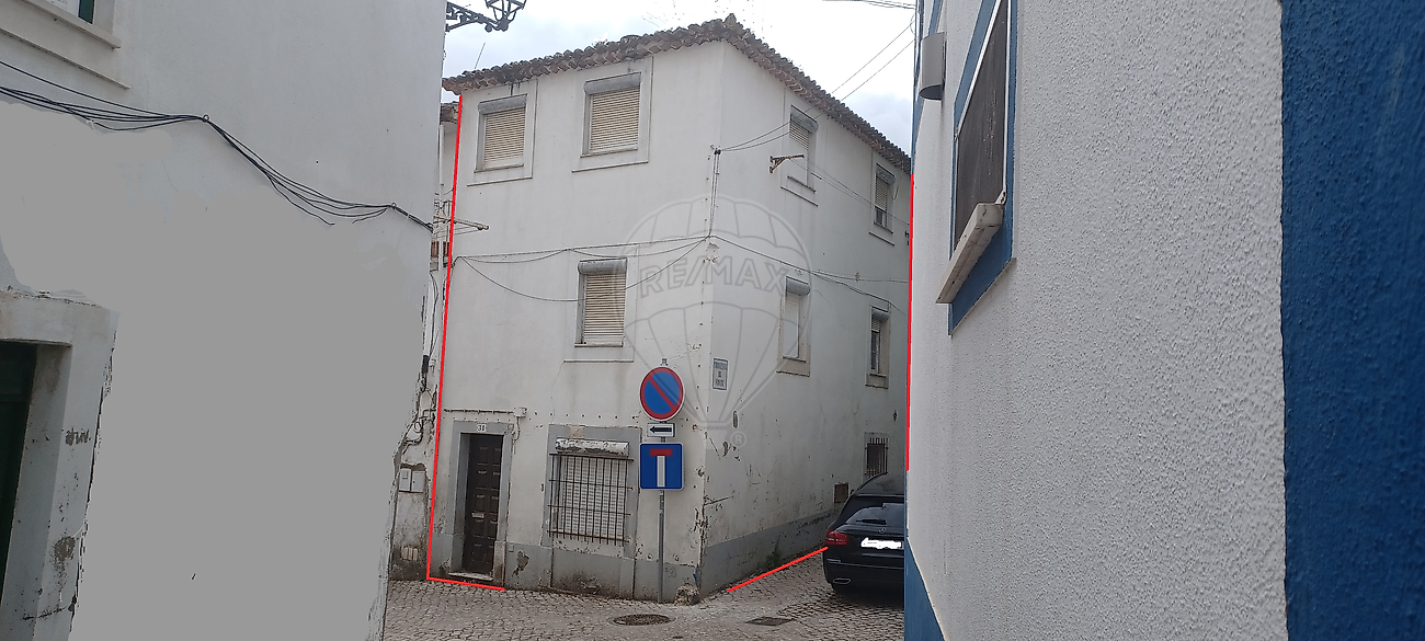 Prédio - Torres Novas (Santa Maria, Salvador e Santiago), Torres Novas, Santarém