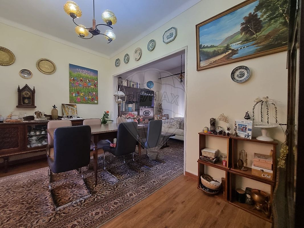 Apartamento T3 em São João Baptista, €280.000