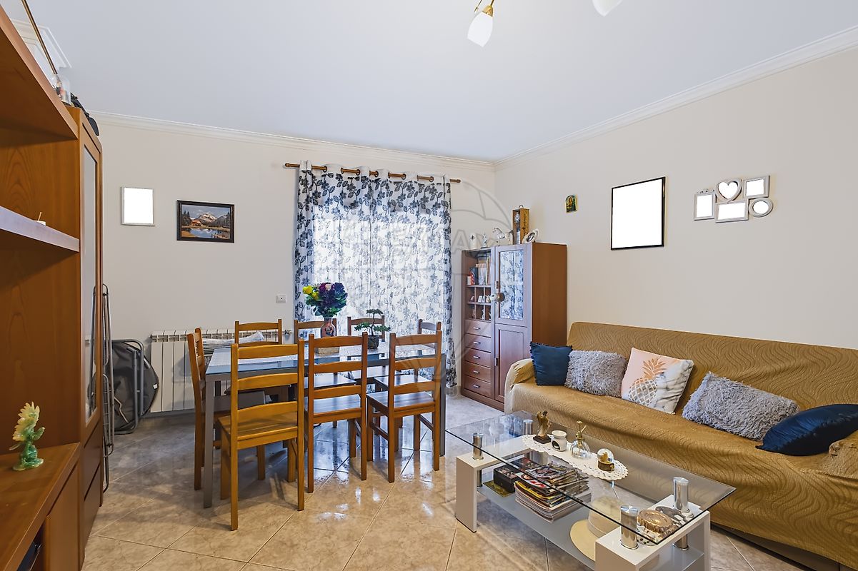 Apartamento T2 em São João Baptista, €237.500