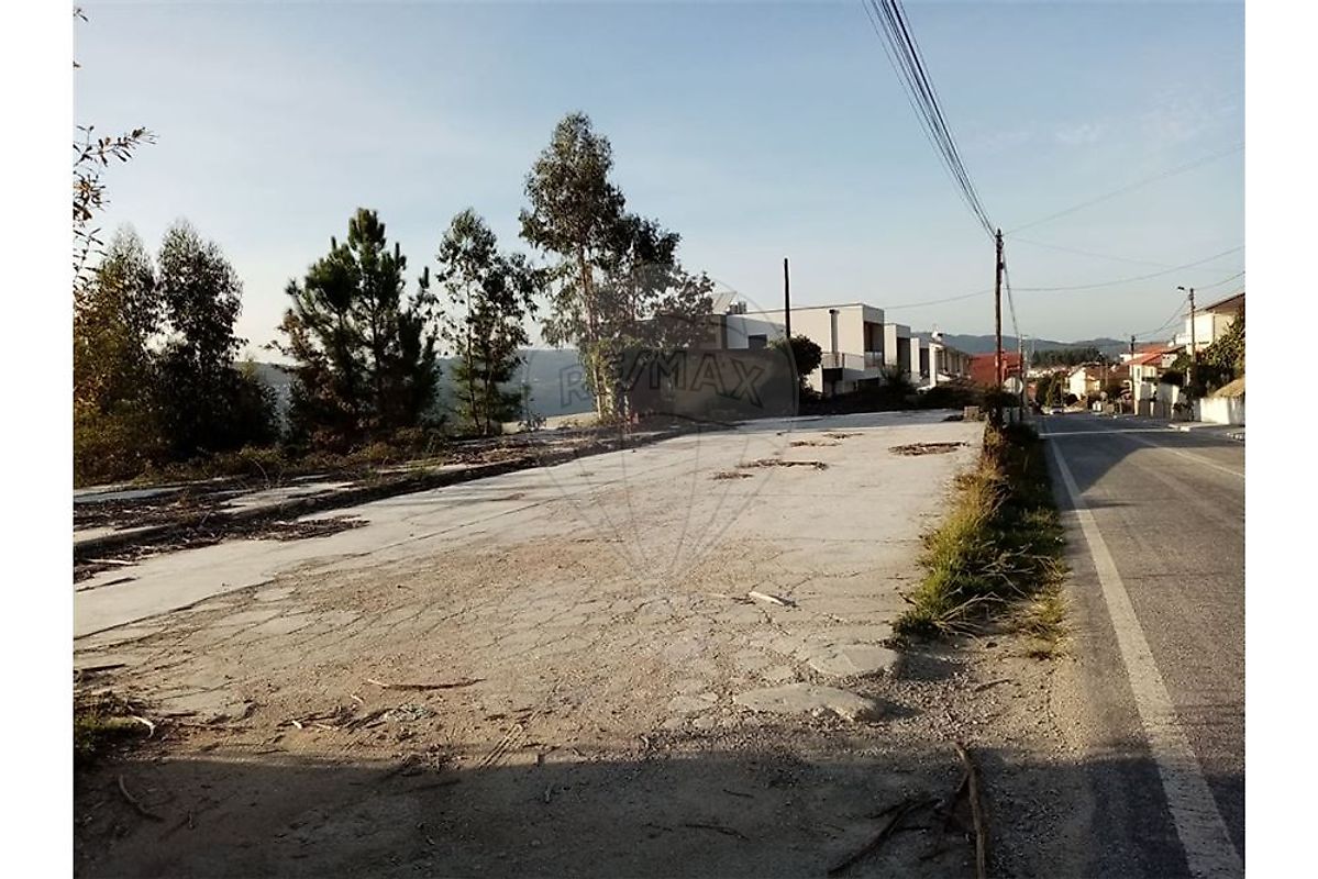 Terreno à venda em Marco de Canaveses