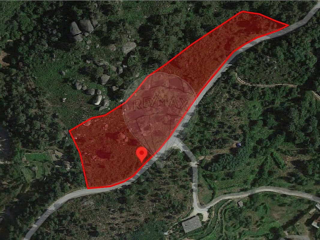 Terreno à venda em Marco de Canaveses