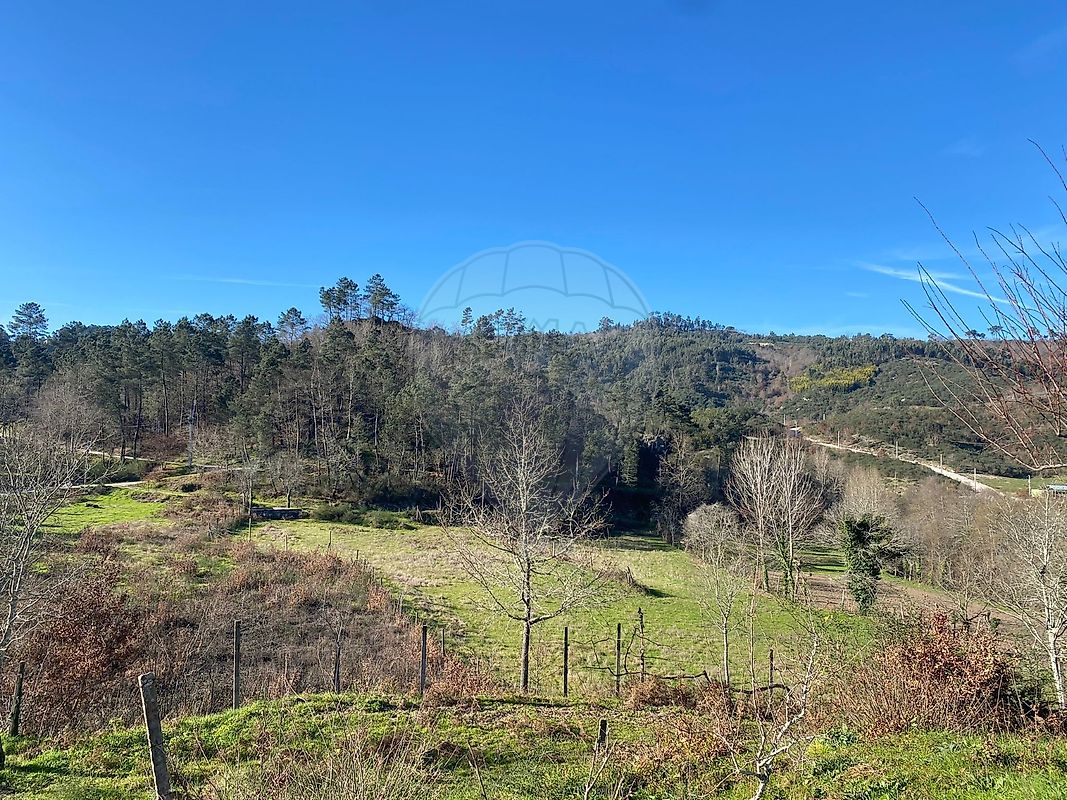 Terreno à venda em Marco de Canaveses