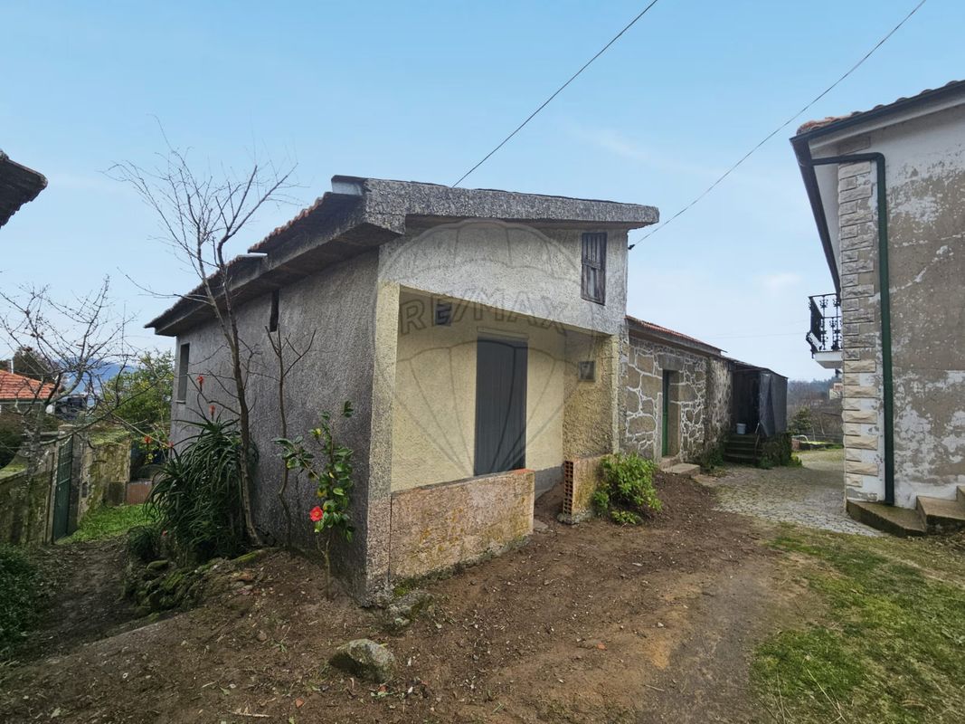 Moradia T2 para venda