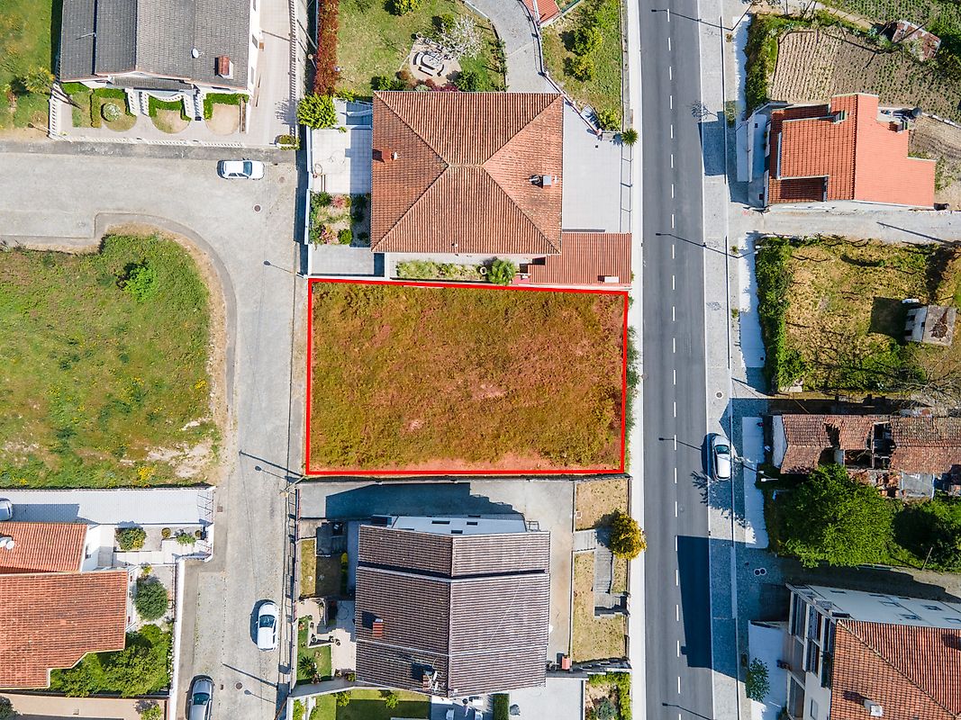 Land for sale in Marco de Canaveses, Portugal — €69,000