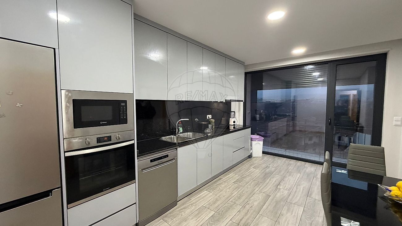 Apartamento T3 à venda em Marco de Canaveses