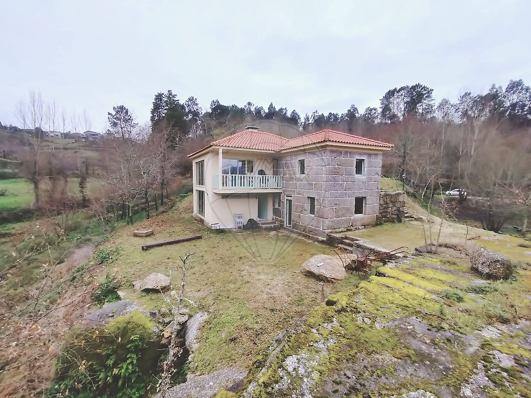 Moradia - Várzea, Aliviada e Folhada, Marco de Canaveses, Porto