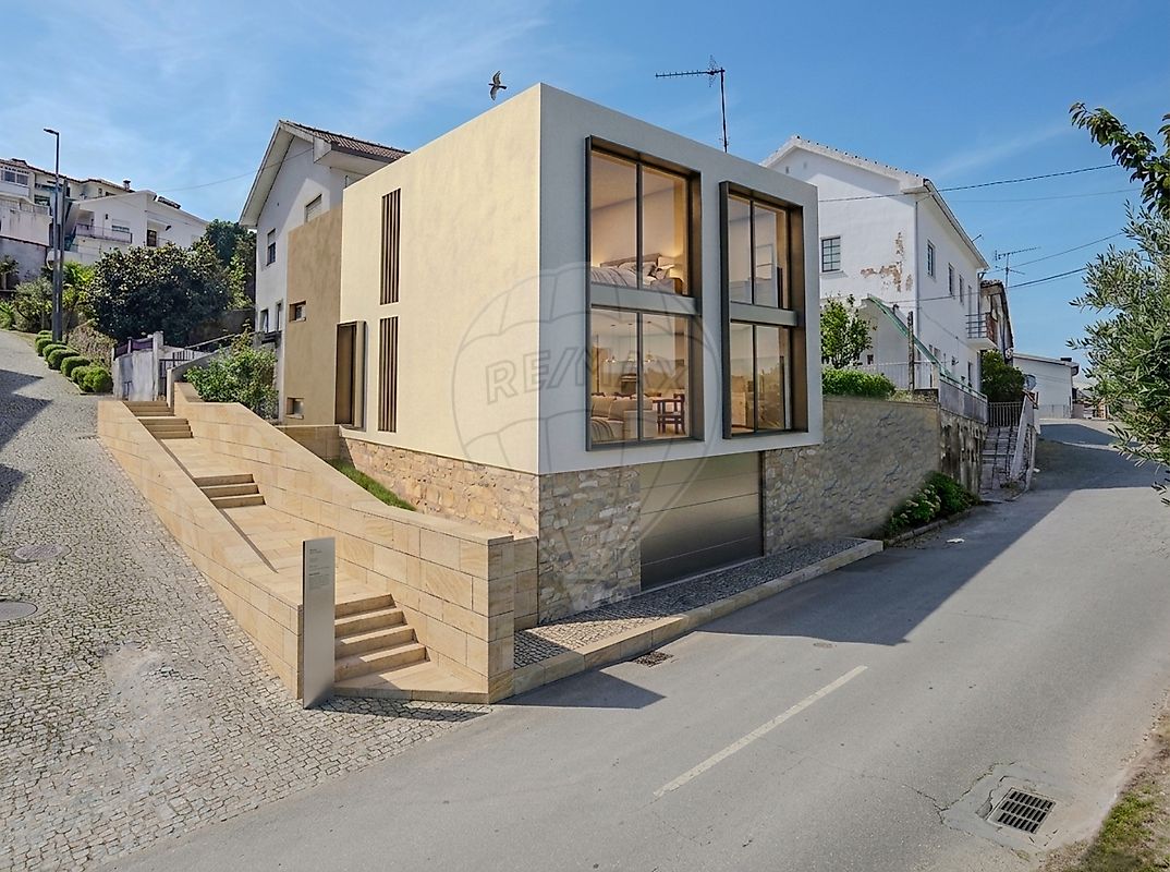 Moradia T2 à venda em Marco de Canaveses
