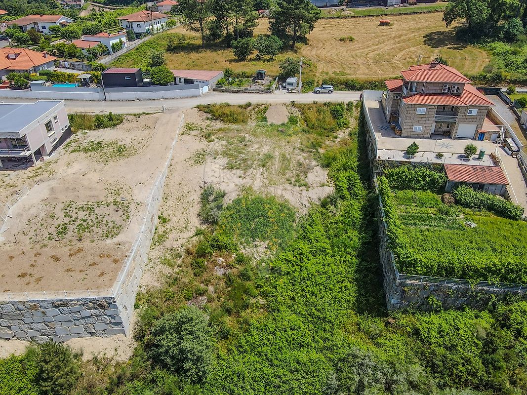 Terreno - Várzea, Aliviada e Folhada, Marco de Canaveses, Porto