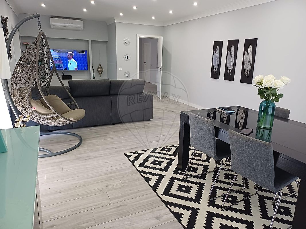 Apartamento T4 à venda em Valongo