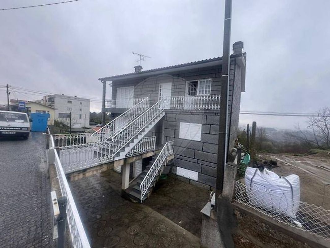 Apartamento T2 à venda em Marco de Canaveses