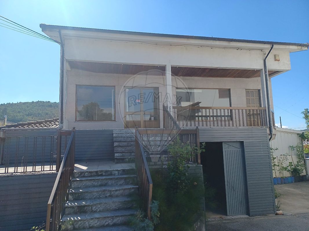 Apartamento à venda em Lousada