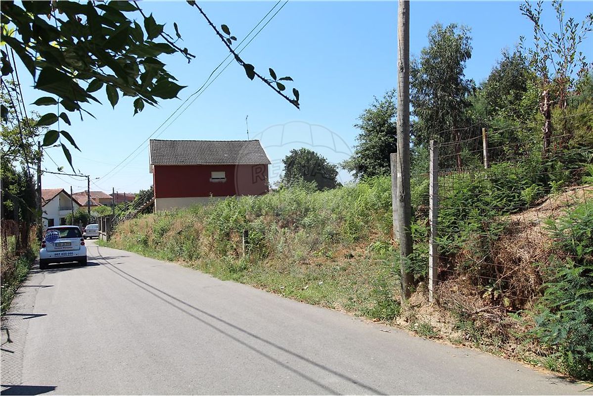 Terreno  à venda em Tondela