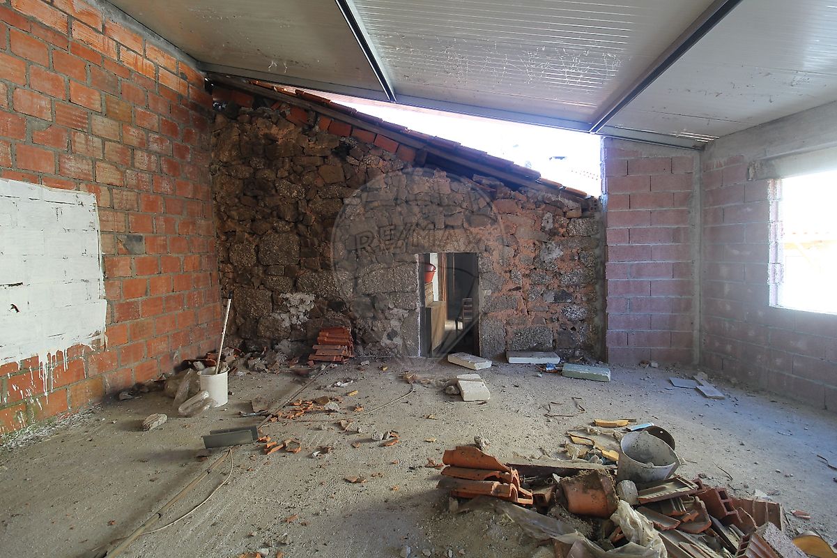 Moradia T3 à venda em São Miguel do Outeiro e Sabugosa, Tondela — foto 15