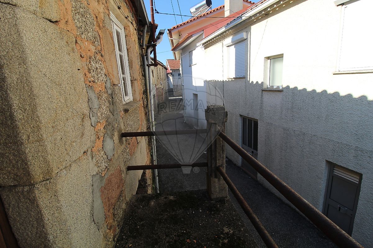 Moradia T3 à venda em São Miguel do Outeiro e Sabugosa, Tondela — foto 9