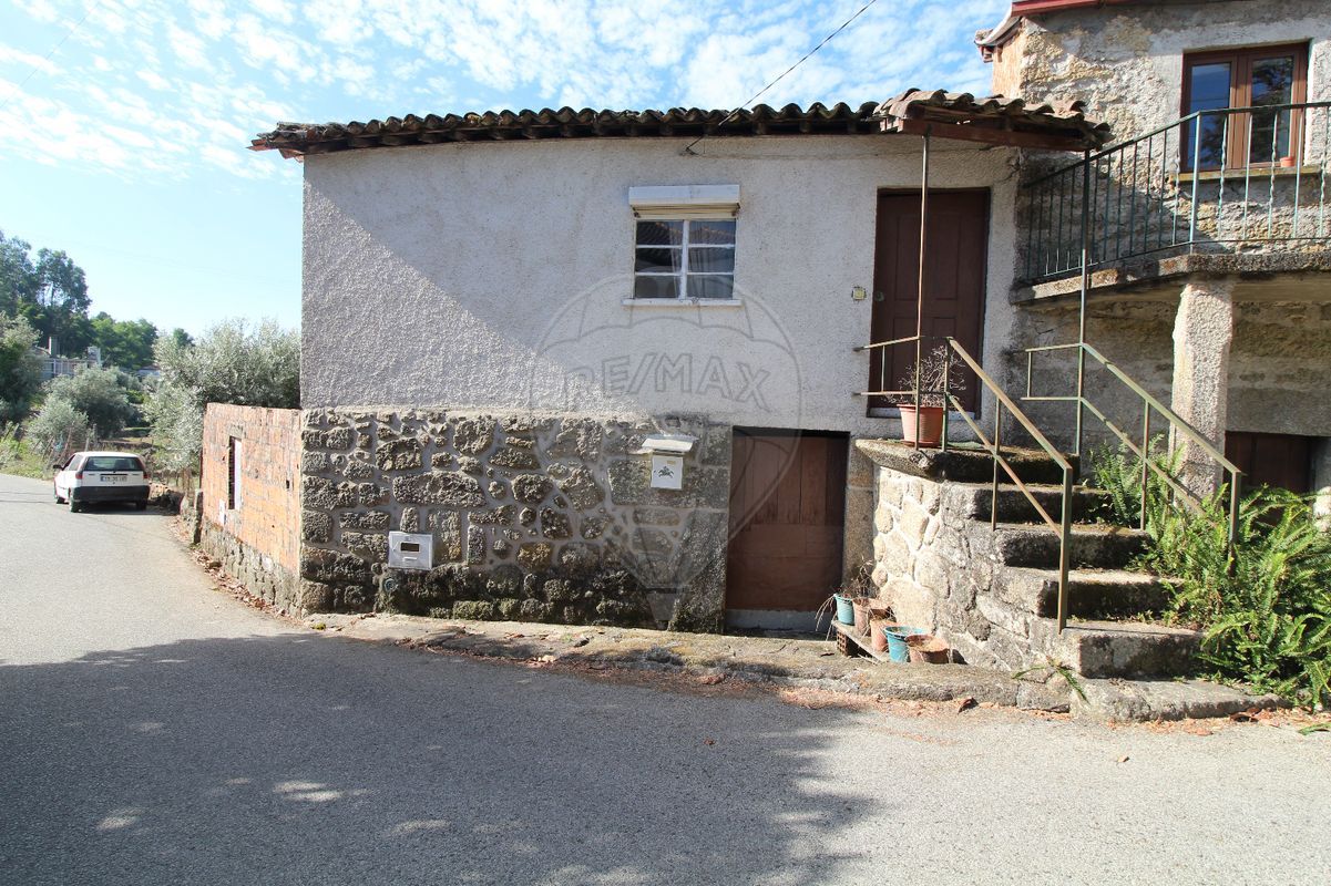 Moradia T2 para venda