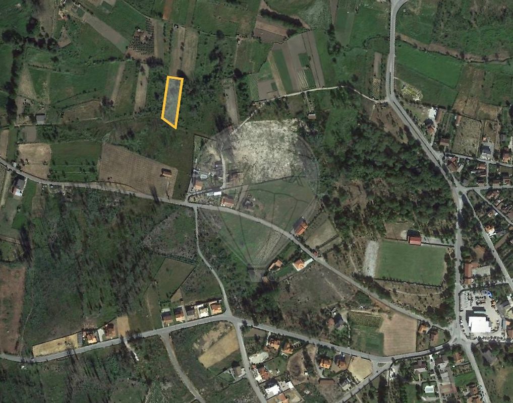 Terreno à venda em Tondela