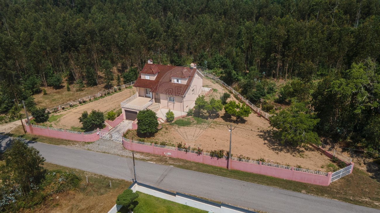 listing 126061084-44 picture-0