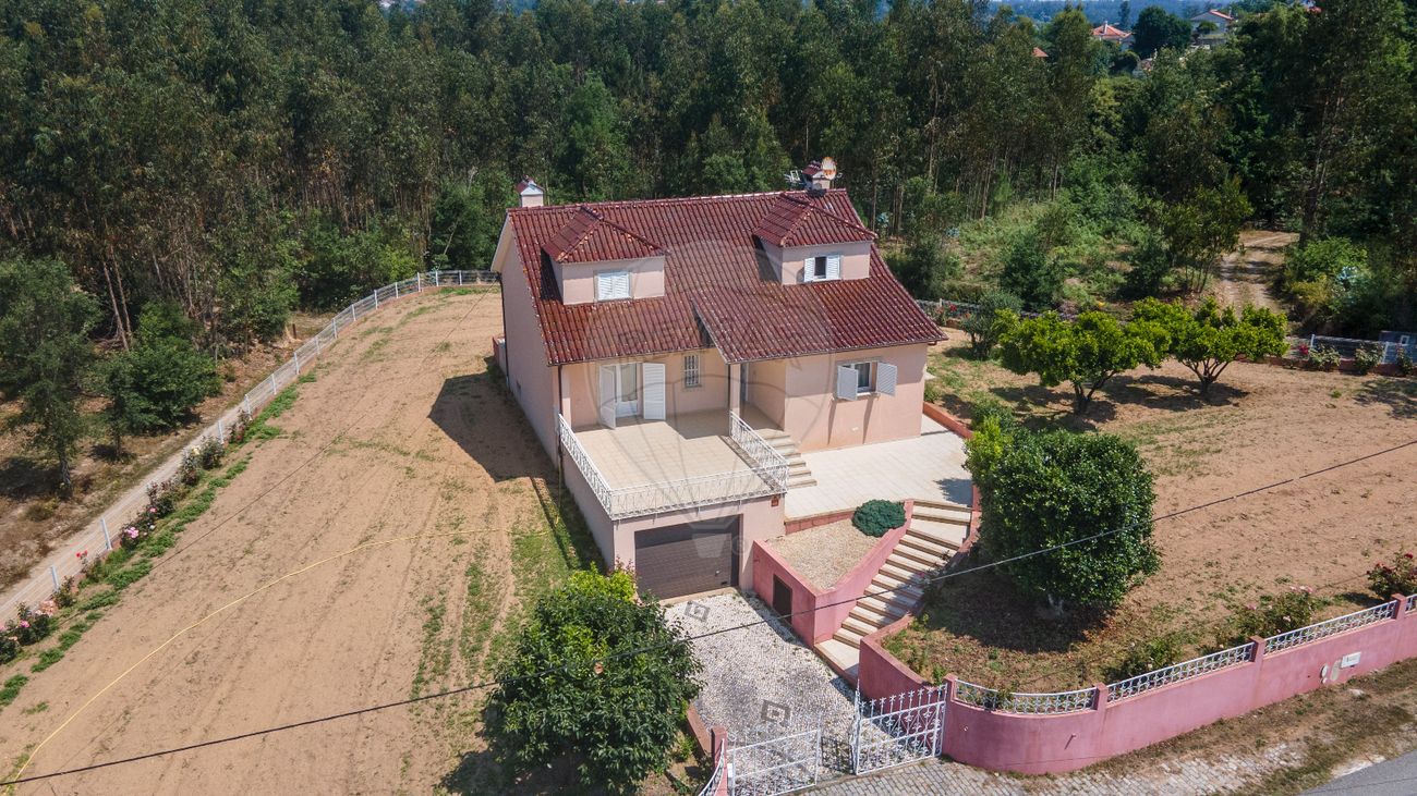 listing 126061084-44 picture-0