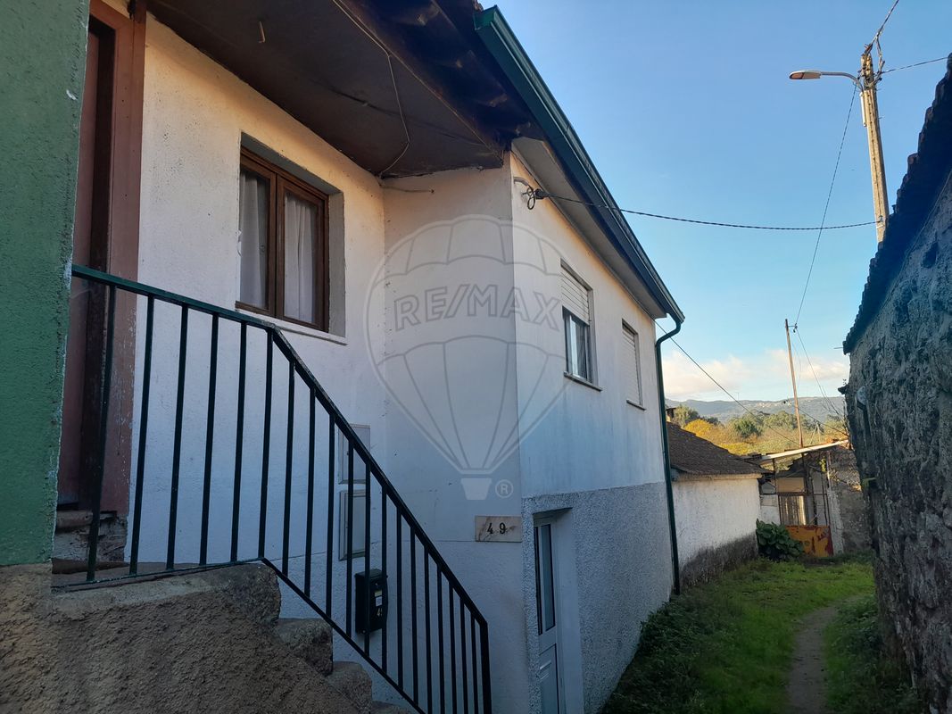 Moradia T2 para venda